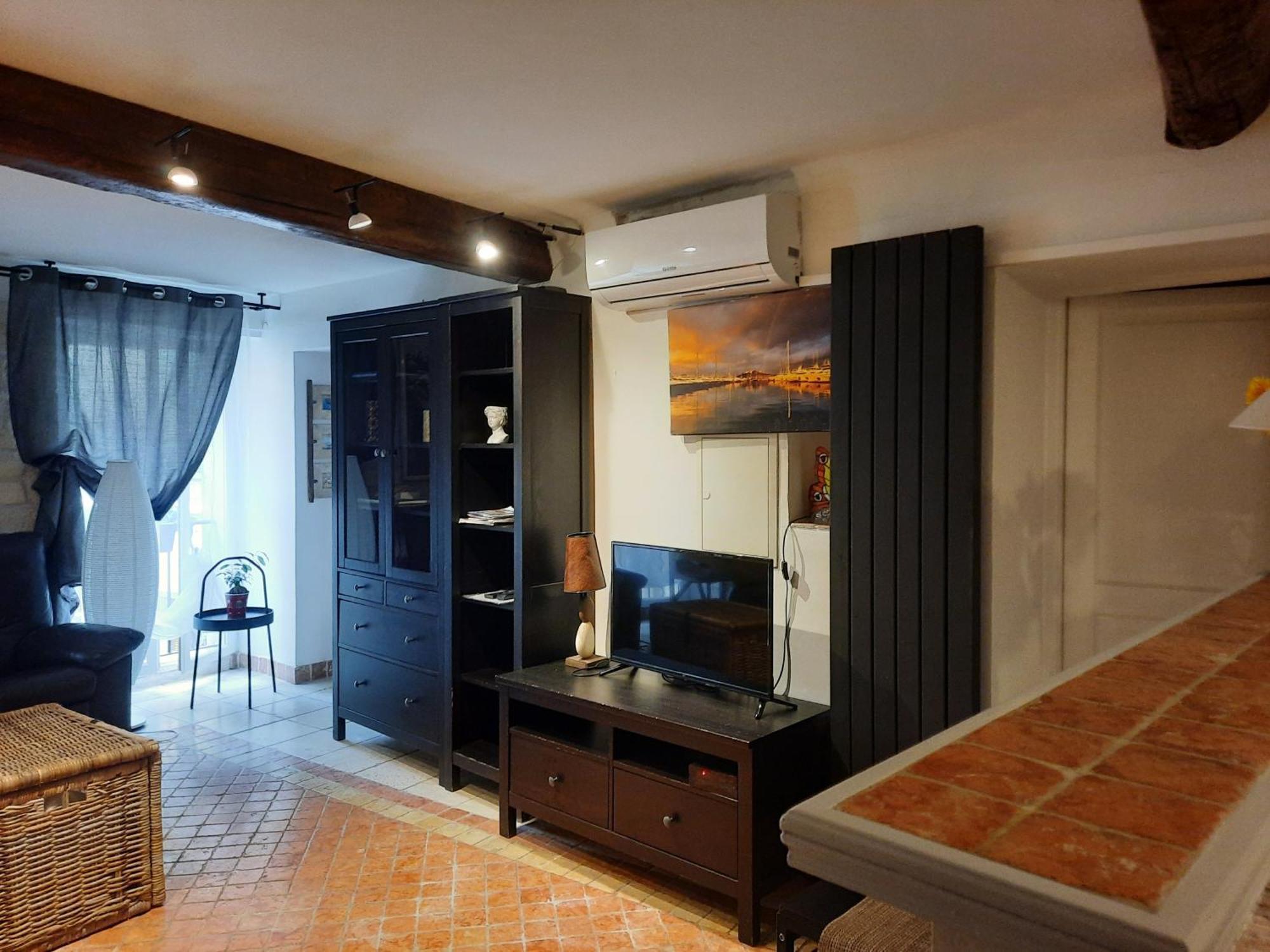 Vieille Ville 1 - Luca'S Apartment, 1 Bedroom, Max 2 Adults And 2 Kids أنتيب المظهر الخارجي الصورة