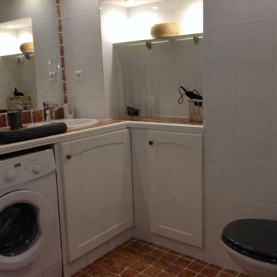 Vieille Ville 1 - Luca'S Apartment, 1 Bedroom, Max 2 Adults And 2 Kids أنتيب المظهر الخارجي الصورة