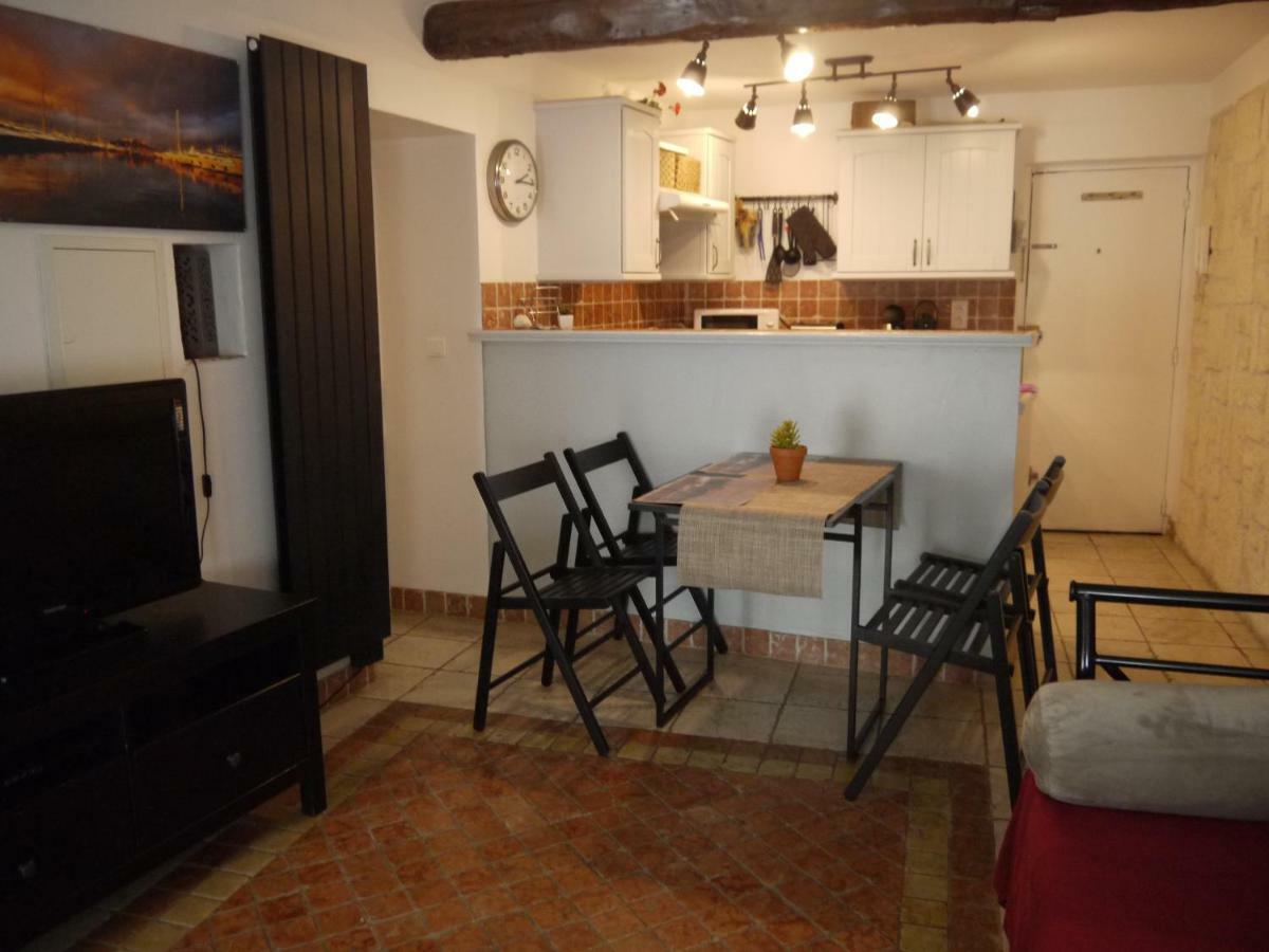 Vieille Ville 1 - Luca'S Apartment, 1 Bedroom, Max 2 Adults And 2 Kids أنتيب المظهر الخارجي الصورة